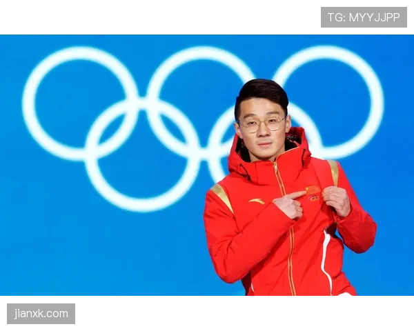 任子威赛场冷酷无情，饭局结账像走T台，钱包亮瞎了