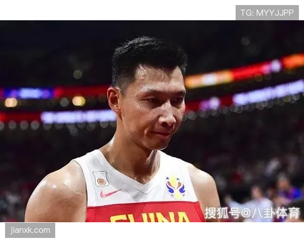 易建联训练完直接去接娃，这自律和奶爸模式切换也太丝滑了